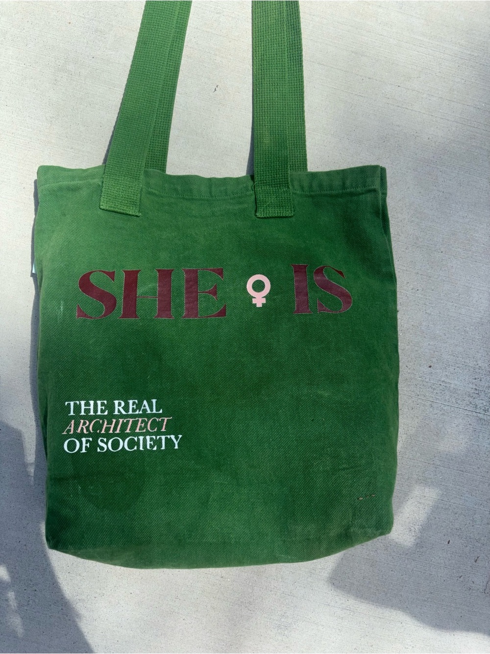 Tote bag